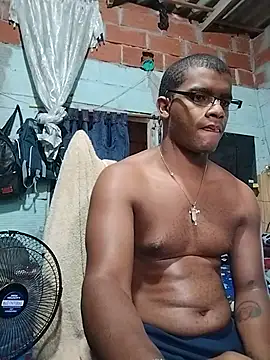 marco_and_lunaa_ webcam