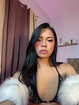 MiaraLove webcam
