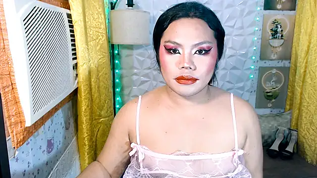 TSbrianaHugeCock webcam