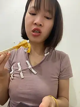 littleqiu webcam