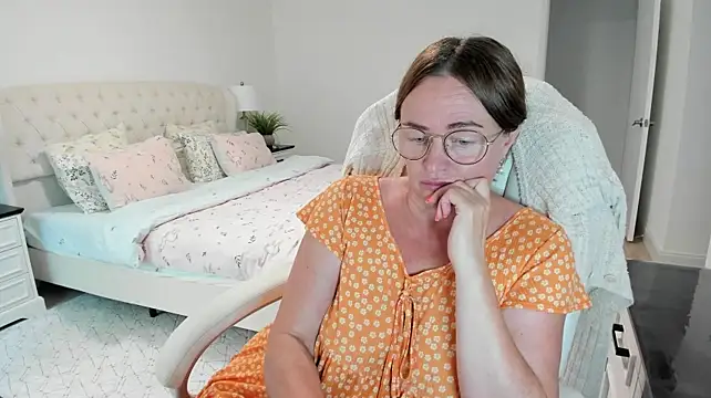 Vika73 webcam