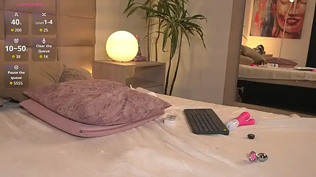 SophieCollins_1 webcam