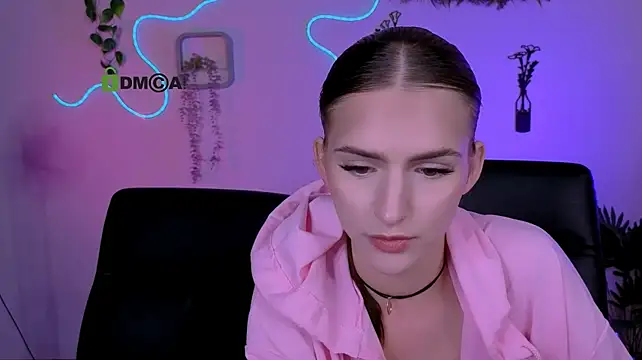 lisa_dark_ webcam