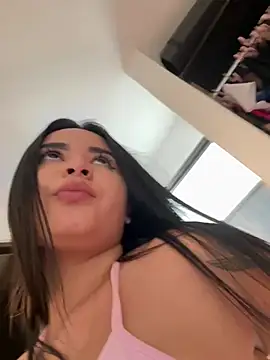 Jenn_Layton webcam