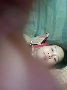 phuongtrinh1 live cam on StripChat