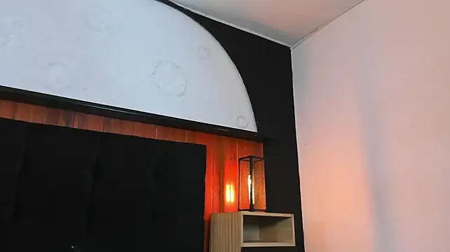 Cheys_Mast live sex cam