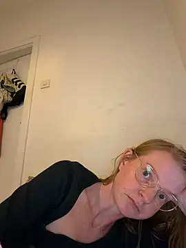 jannis1992 live cam on StripChat