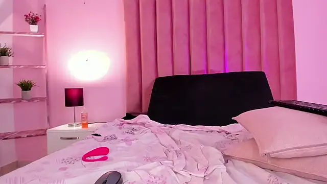 BellaGracee webcam