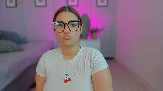 samanta_dh webcam