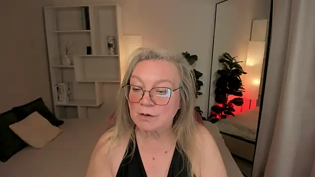 NataliMellow webcam