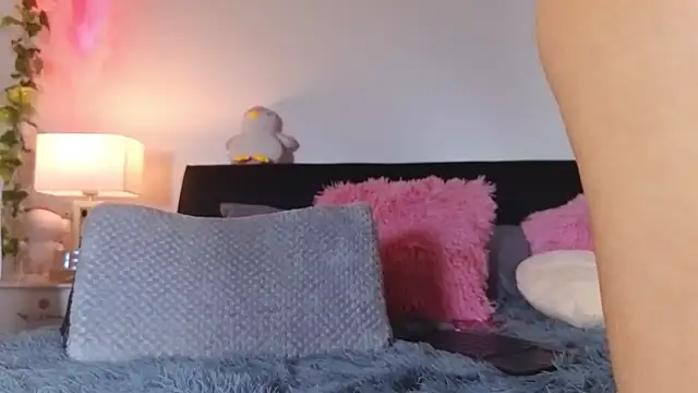 saralynnnX webcam