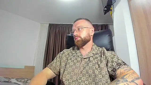 Findom_guy webcam