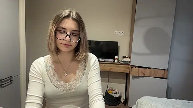 AnnaVelvetFire webcam