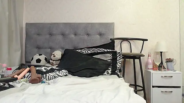 ScarlettGreen_ webcam