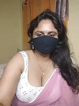 Sravvi499 webcam