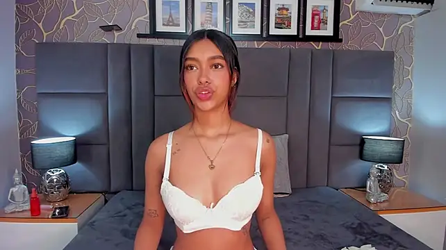 lizzy_sinclair webcam
