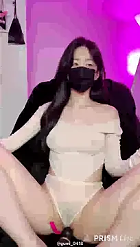 gumi_0418 live cam