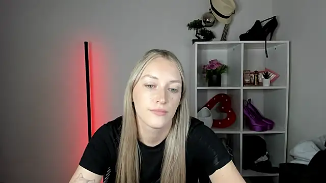 EvelynBlond