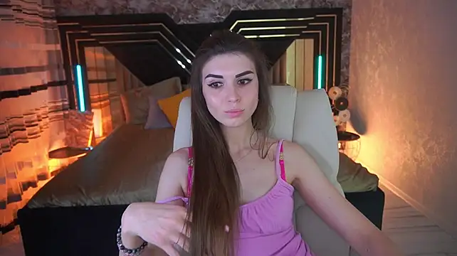 KylieJoyys live cam on StripChat