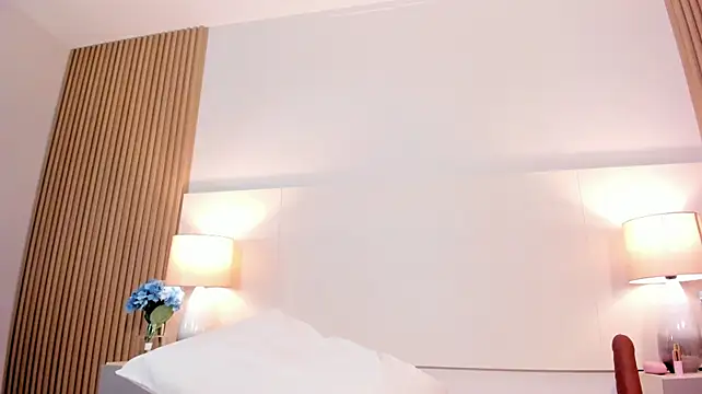MiaaRouge webcam