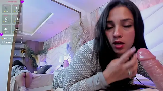 Saritha_cooper live cam on StripChat