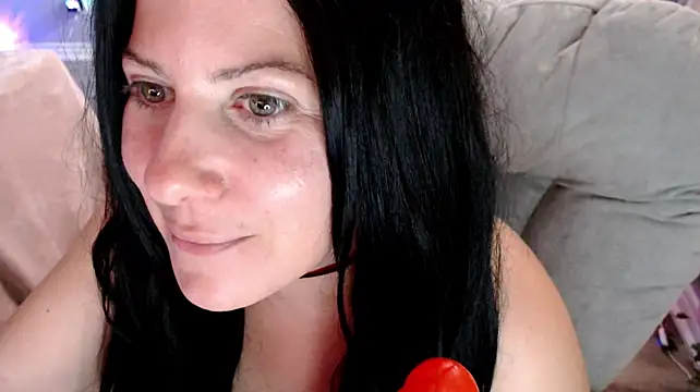 BellaStar84 webcam