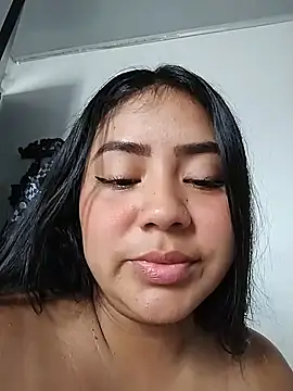 Amber_Herrera live cam on StripChat