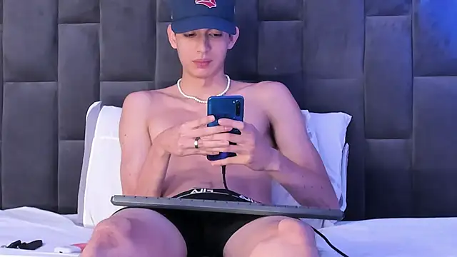 Jhonatan_Rouse webcam