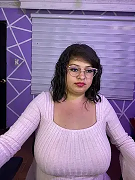 MiiaaJoness