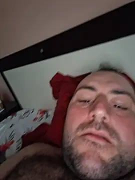 StrictBobby webcam
