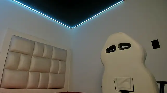 peyton__wat webcam