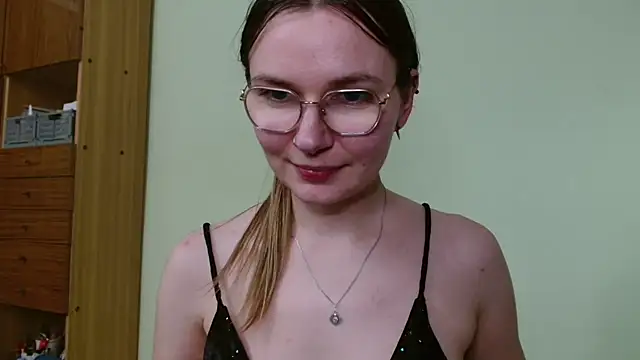 LooveELLYx live cam preview