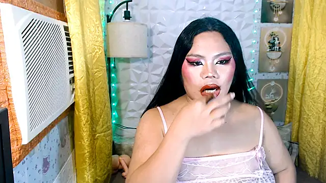 TSbrianaHugeCock webcam