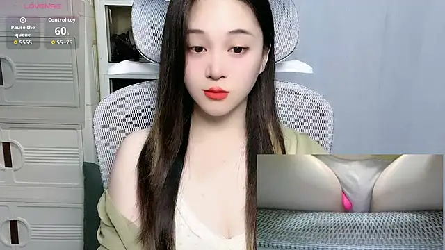 woaiqinqin live cam preview