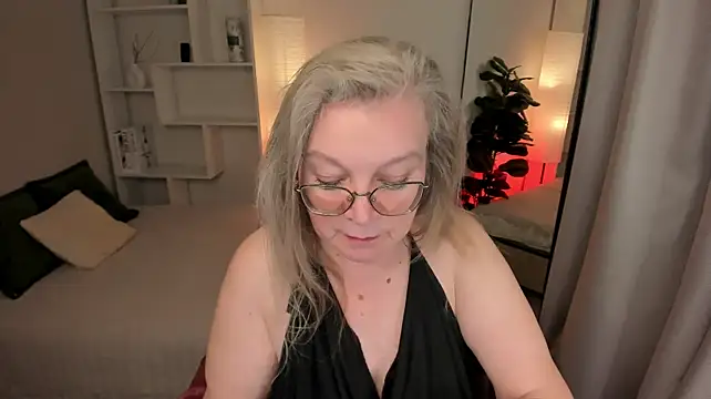 NataliMellow webcam