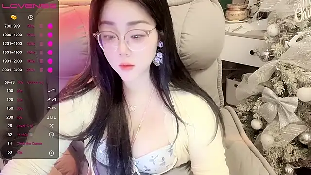 Monica-666888- webcam