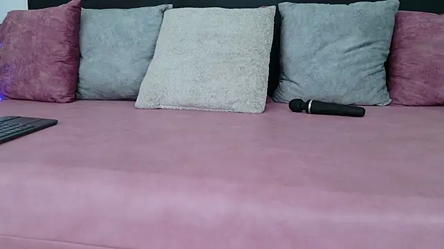 Pauline_Peach webcam