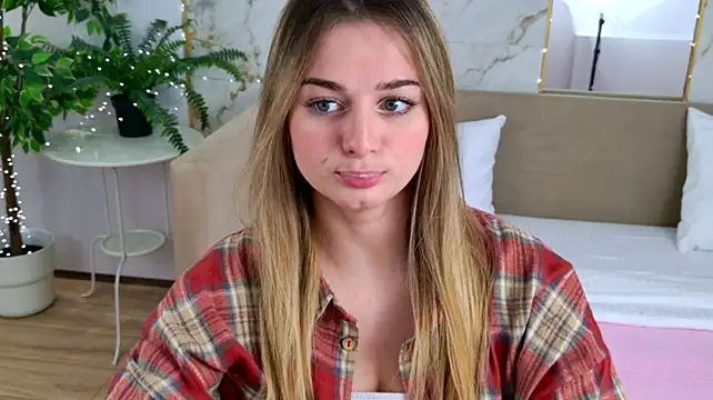 SweetyLicky webcam