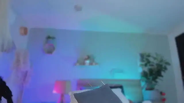 YariRose webcam