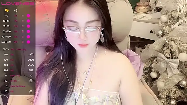 Monica-666888- webcam