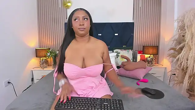 gabytyara2 webcam