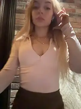melissa_grr (F young) - Show my SWEET WET PUSSY!