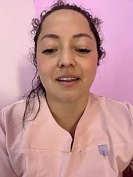nails_lucia (G young) - giving a blowjob in front of my client