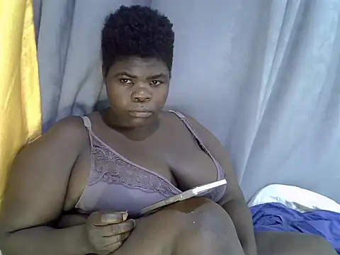 ebony_bbw254 webcam