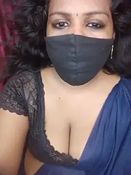 tamil_chocoqueen webcam