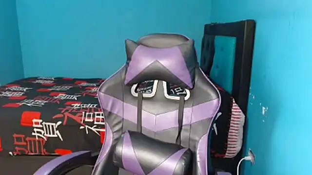 Liaroberts1