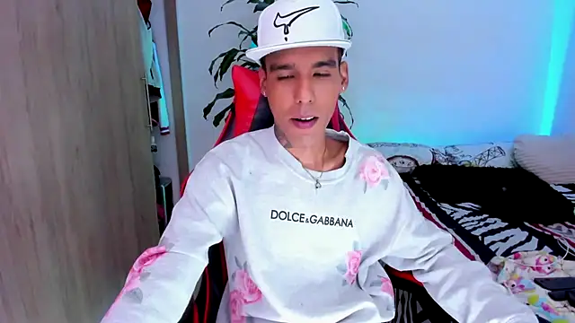 Damianwhite webcam