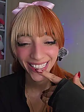 Dani-peggin webcam