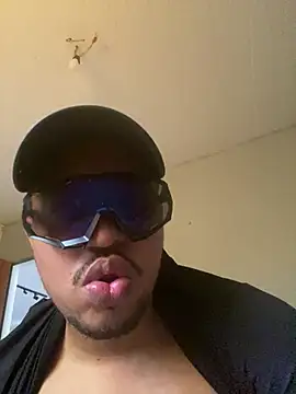 MikaelRios webcam