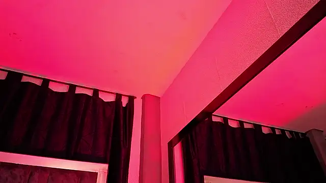 Mia_Oxford live cam preview
